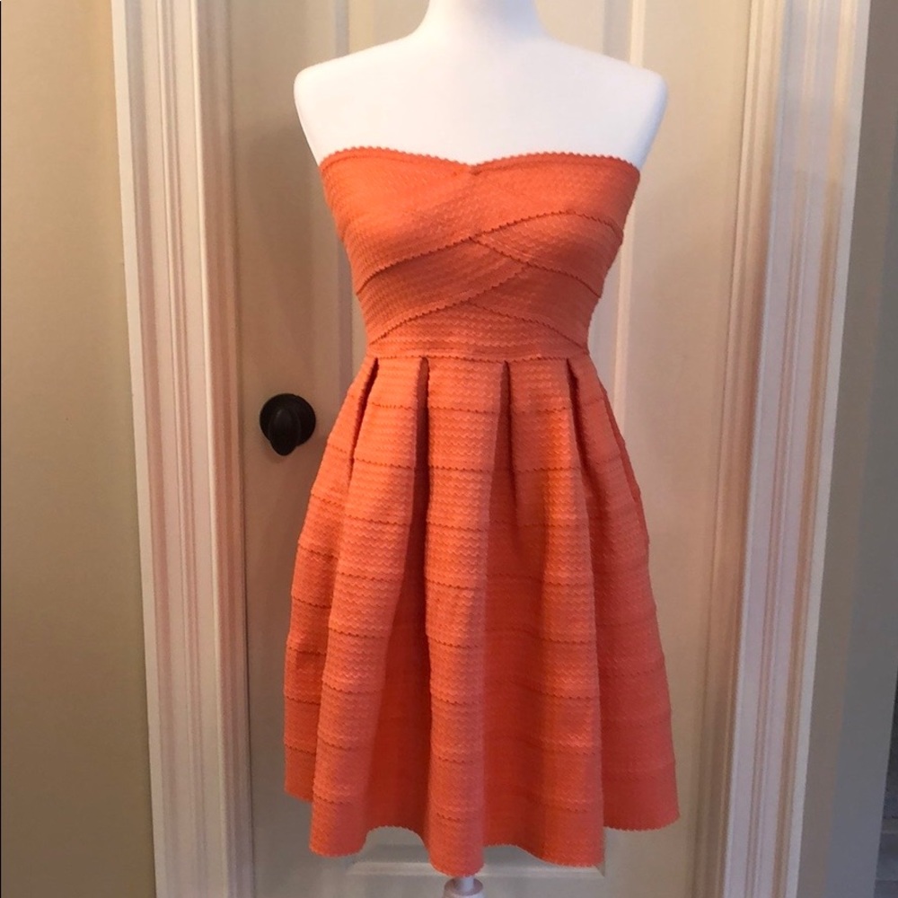 NWT Coral Strapless Cocktail Dress